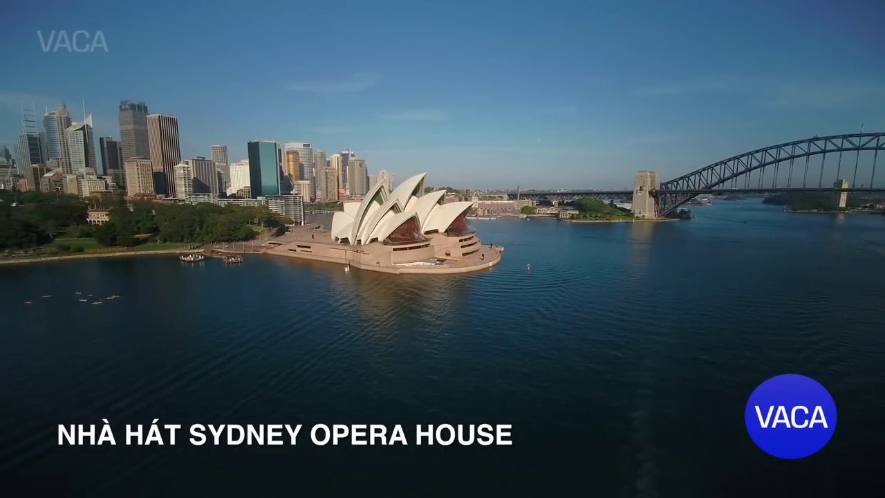 Toàn cảnh Nhà hát Opera Sydney lộng lẫy bên bến cảng.