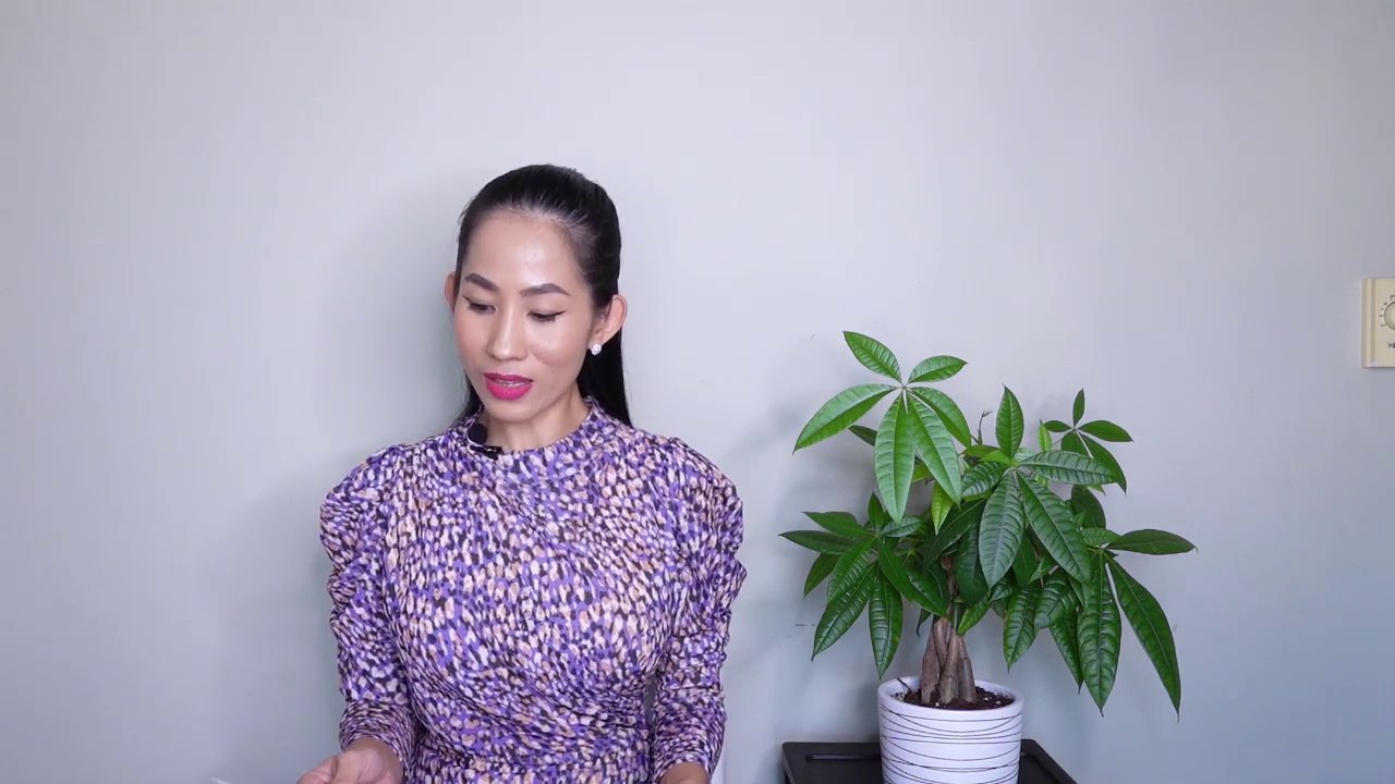 Chuyên gia thể hiện sự tự tin và kiên định khi truyền tải thông điệp về lựa chọn sống với sứ mệnh.